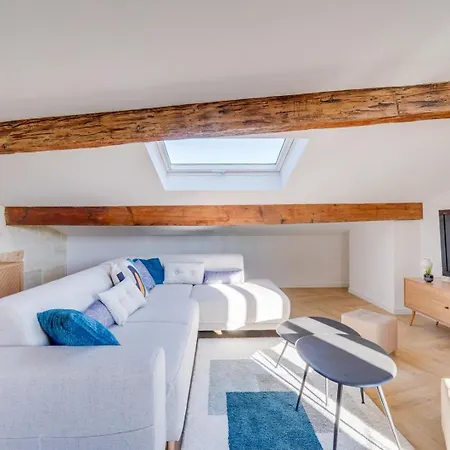 Renovated Apartamento *