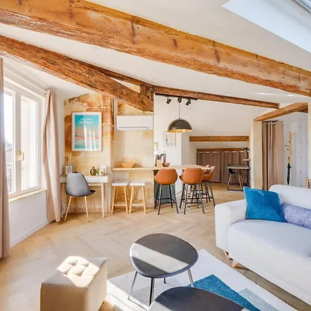 Renovated * Burdeos
