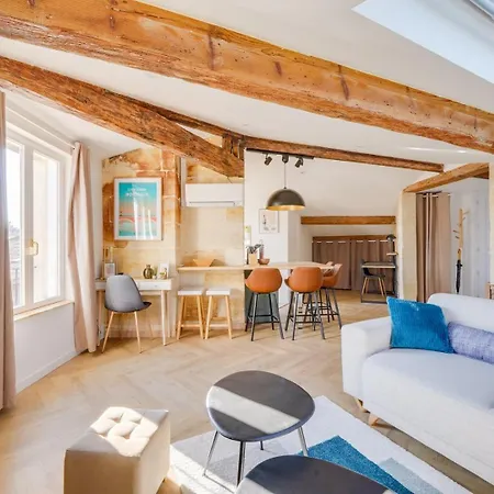 Renovated * Bordeaux